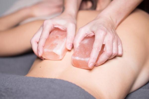 Himalayan Salt Ritual Massage - 50 minutes (weekend)