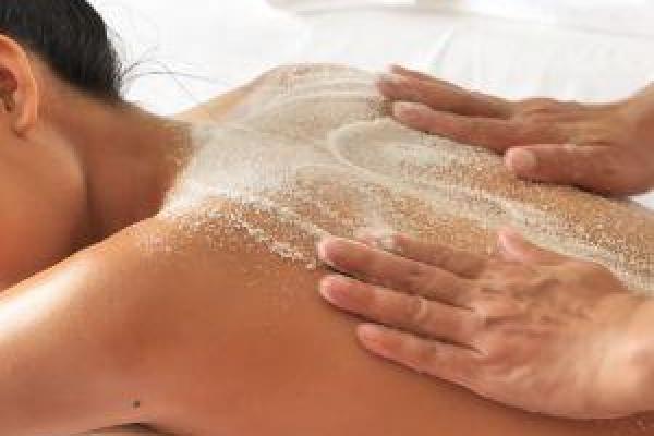 Himalayan Salt Scrub Ritual - 50 minutes (midweek)