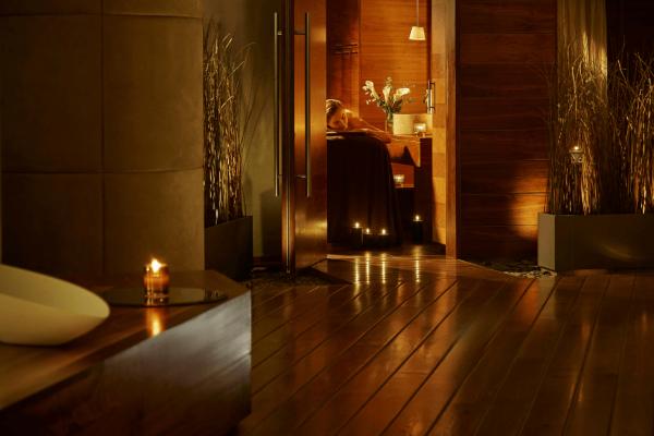 Full Body Exfoliation | 60min