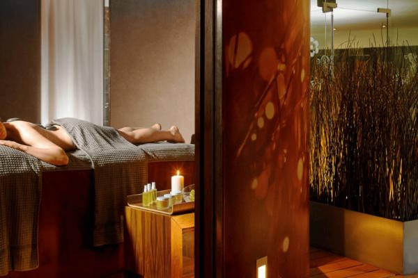 Hot Stone Massage | 60min