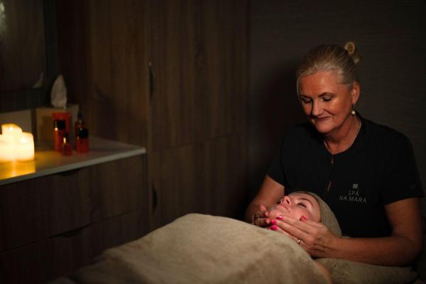 All About The Glow (50min)