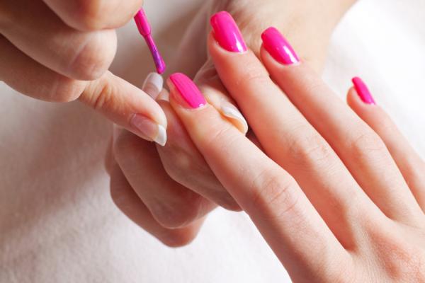 Deluxe Manicure with Gel