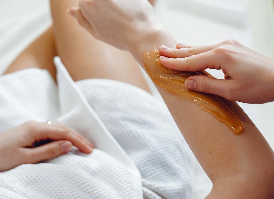 Voks av underarm/ Underarm Waxing