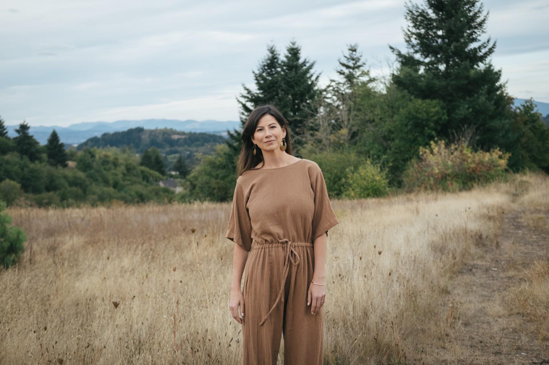 ✦ Living in Sync: Hormones, Cycles & Menstrual Health with Dr. Elizabeth Wade