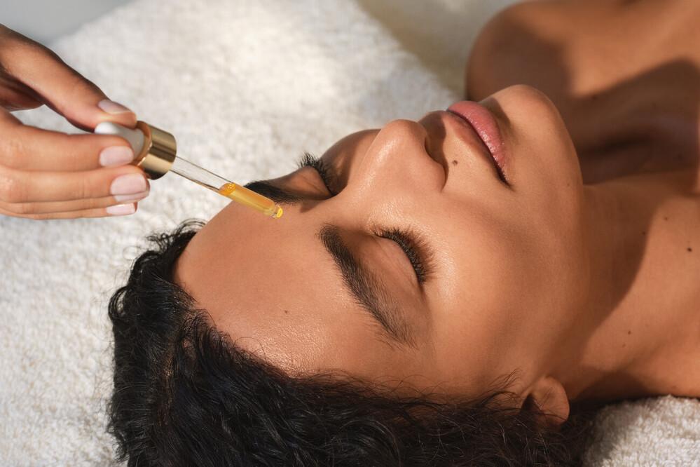 Augustinus Bader: The AB Glow Facial (20% service charge included) 60 minutes