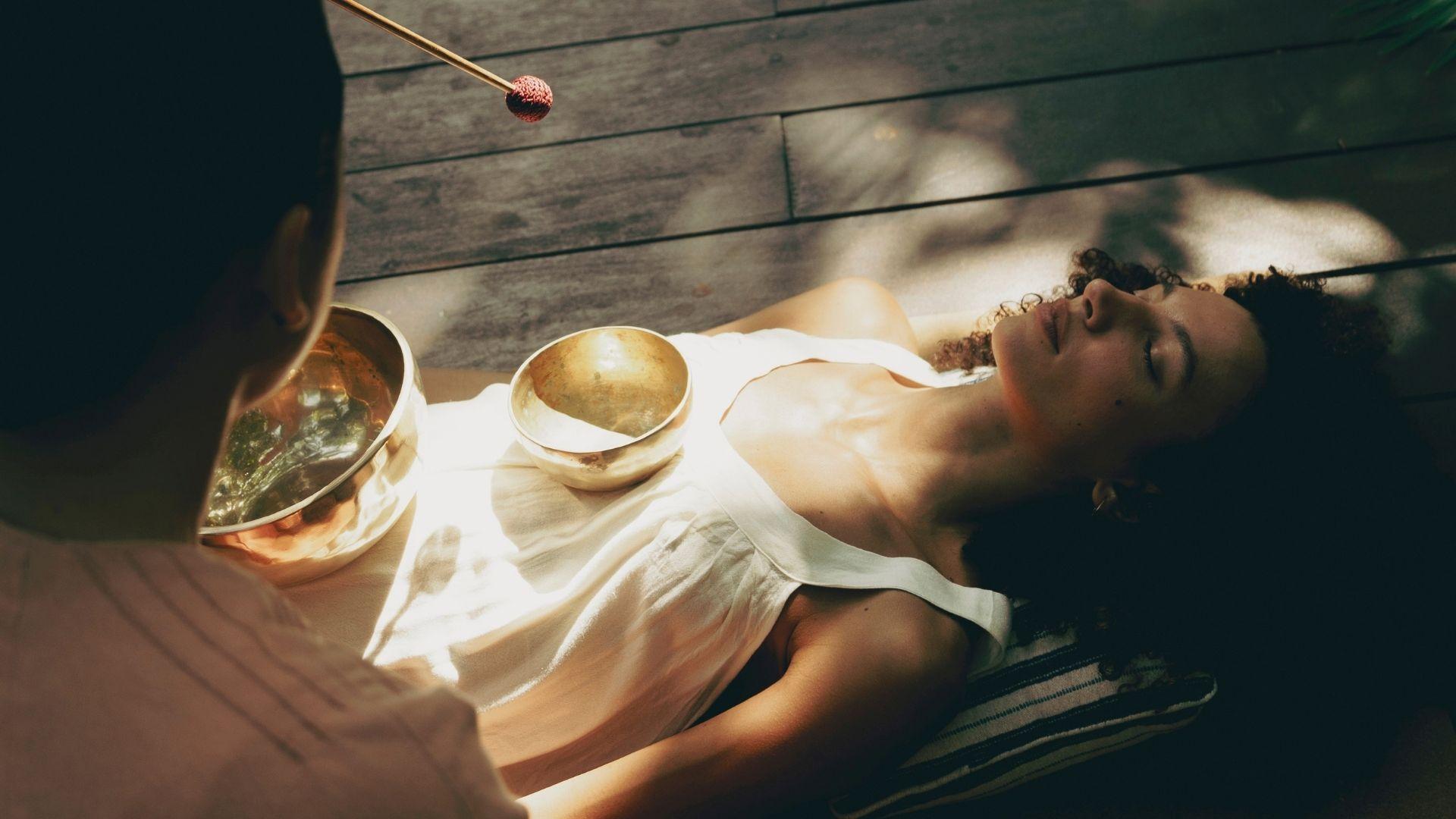 HEALING FREQUENCIES FROM NATURE´S HIVE 90 MIN