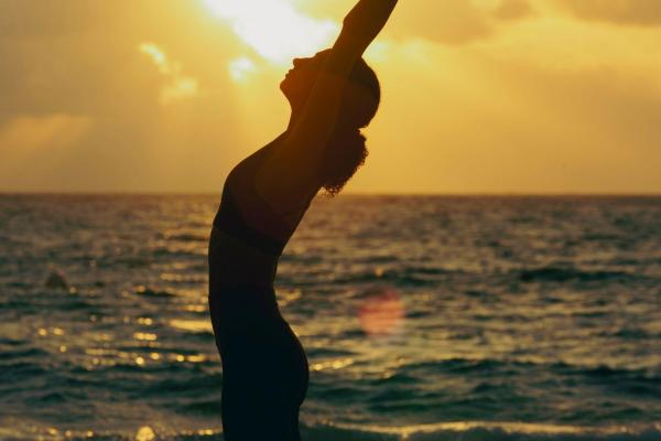 SUNRISE SALUTATIONS 20