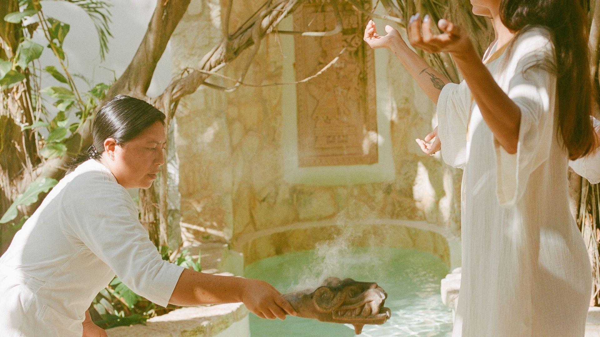 AMONG FRIENDS 90 MIN