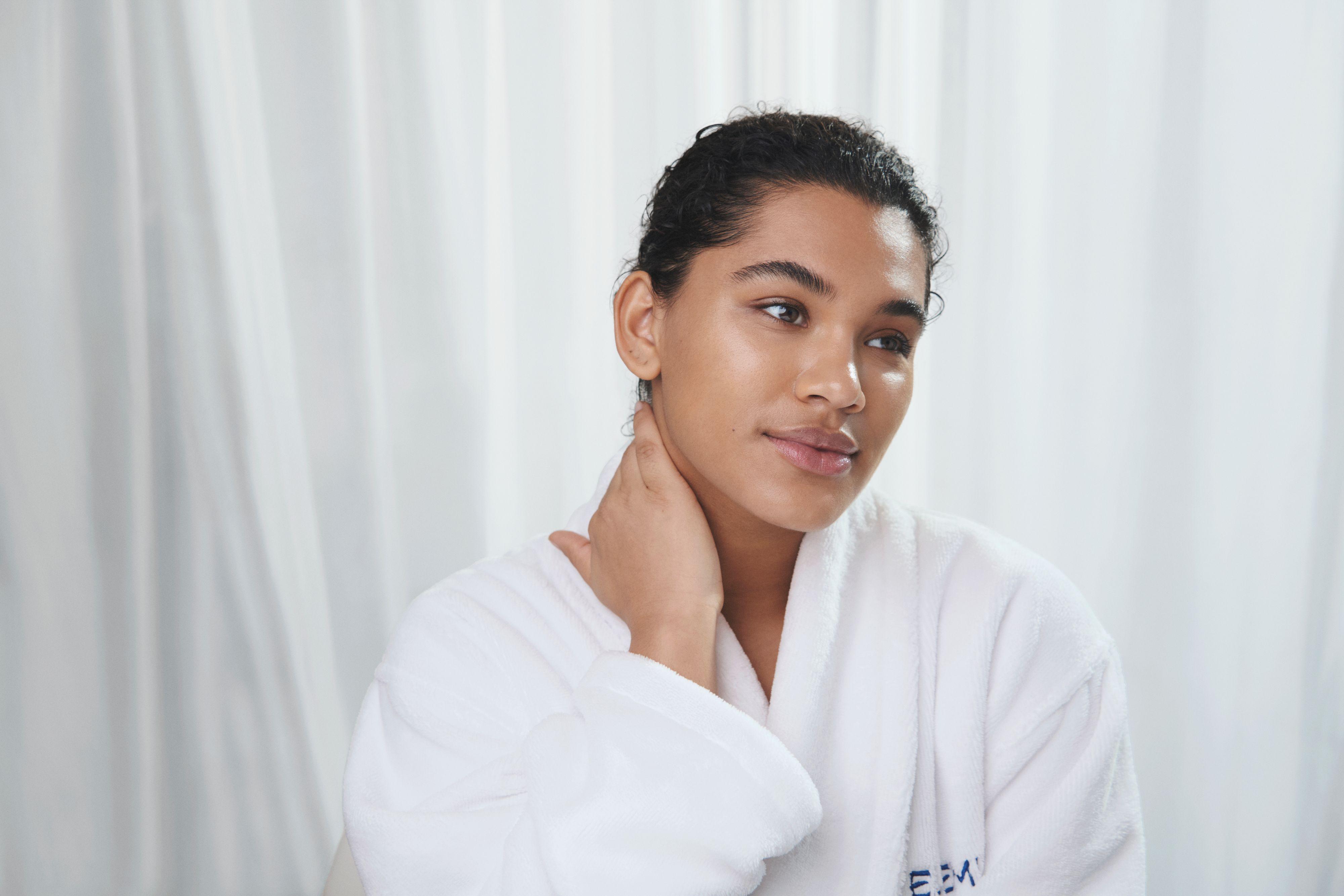 Elemis Expert™ Touch Pregnancy facial