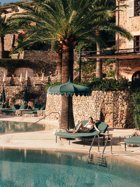 Hot Stone Back Massage