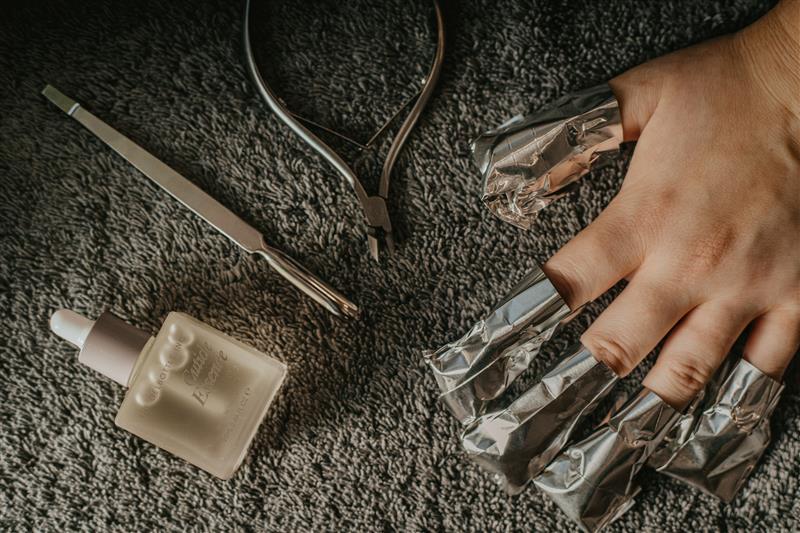 The Gel Bottle Removal - Hands