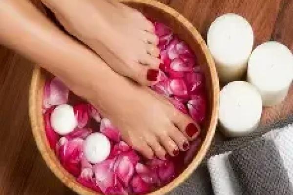 OFFER ll Luxury Pedicure 60 minutes