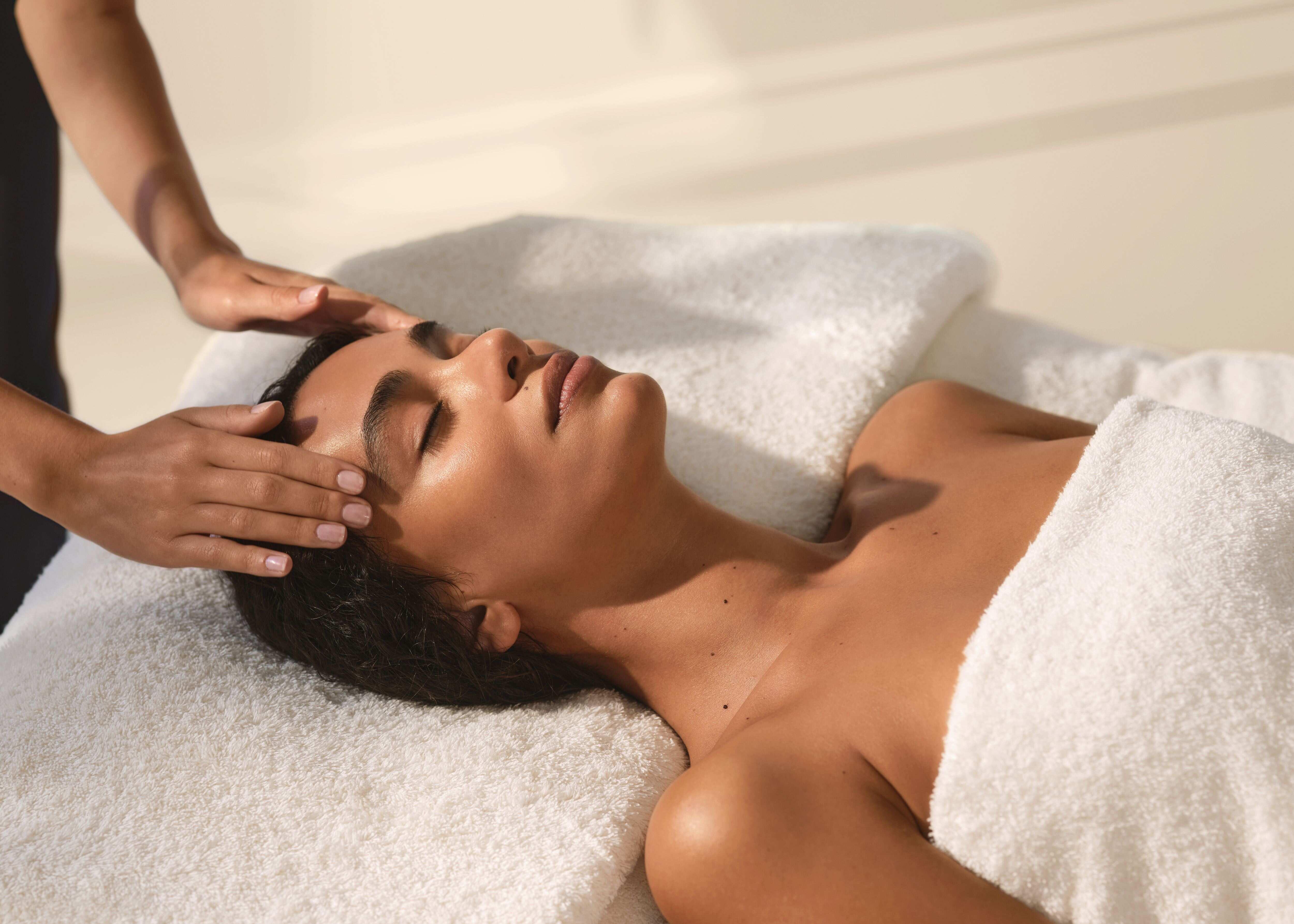 60-minute GlowYIN Facial Acupuncture