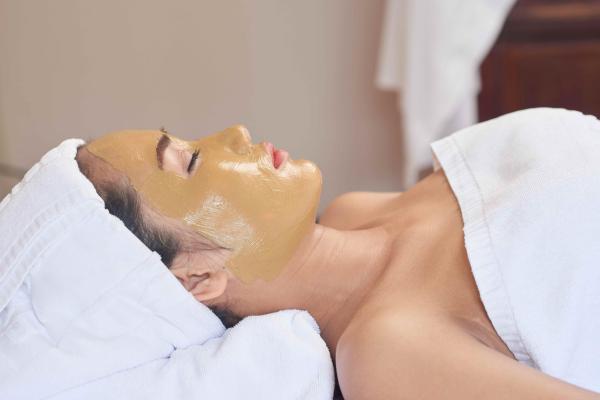 Vivid Awakening Facial (60 mins)