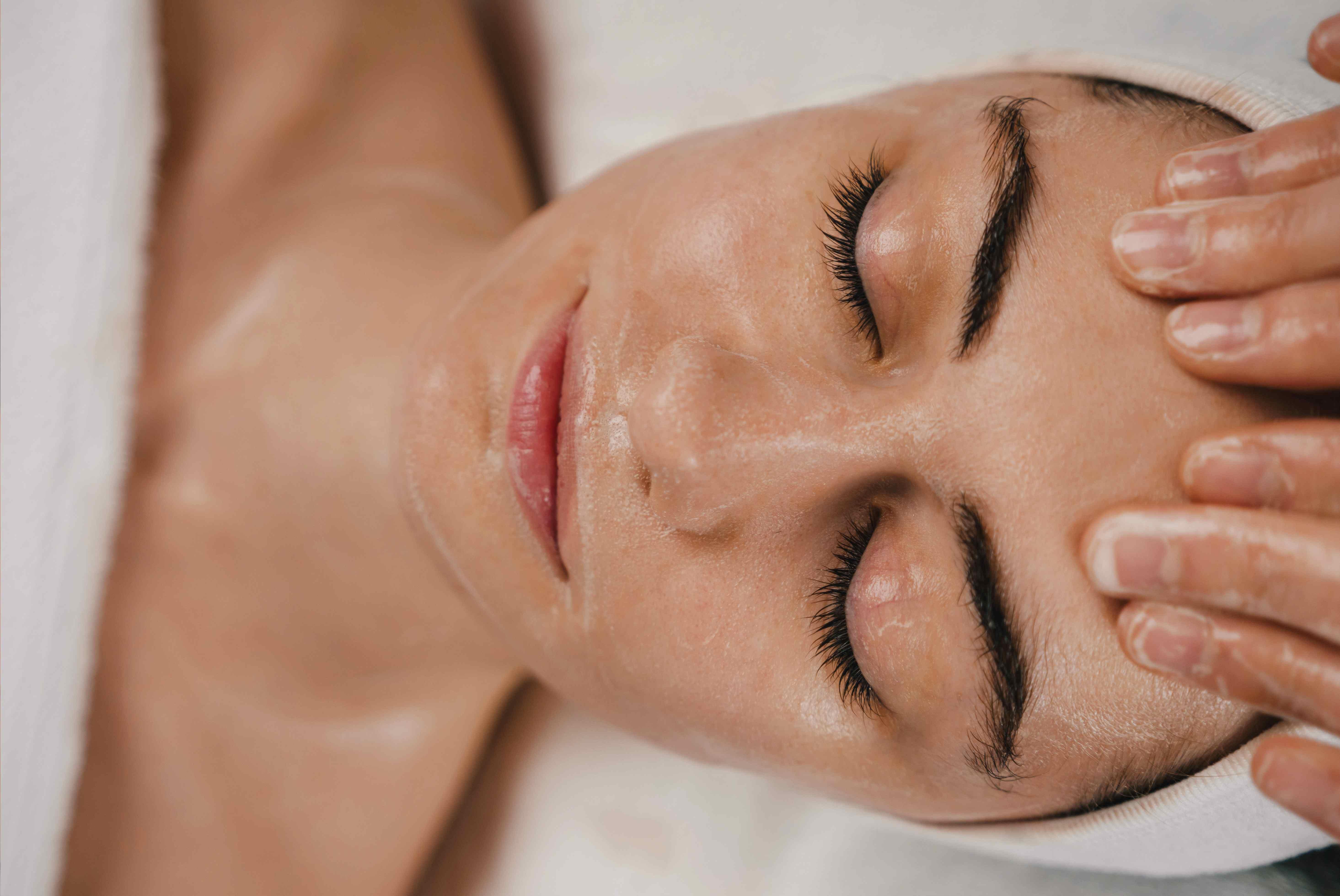 Hydration Balance Facial Ritual (60 mins)