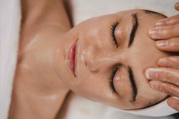 Hydration Balance Facial Ritual (60 mins)