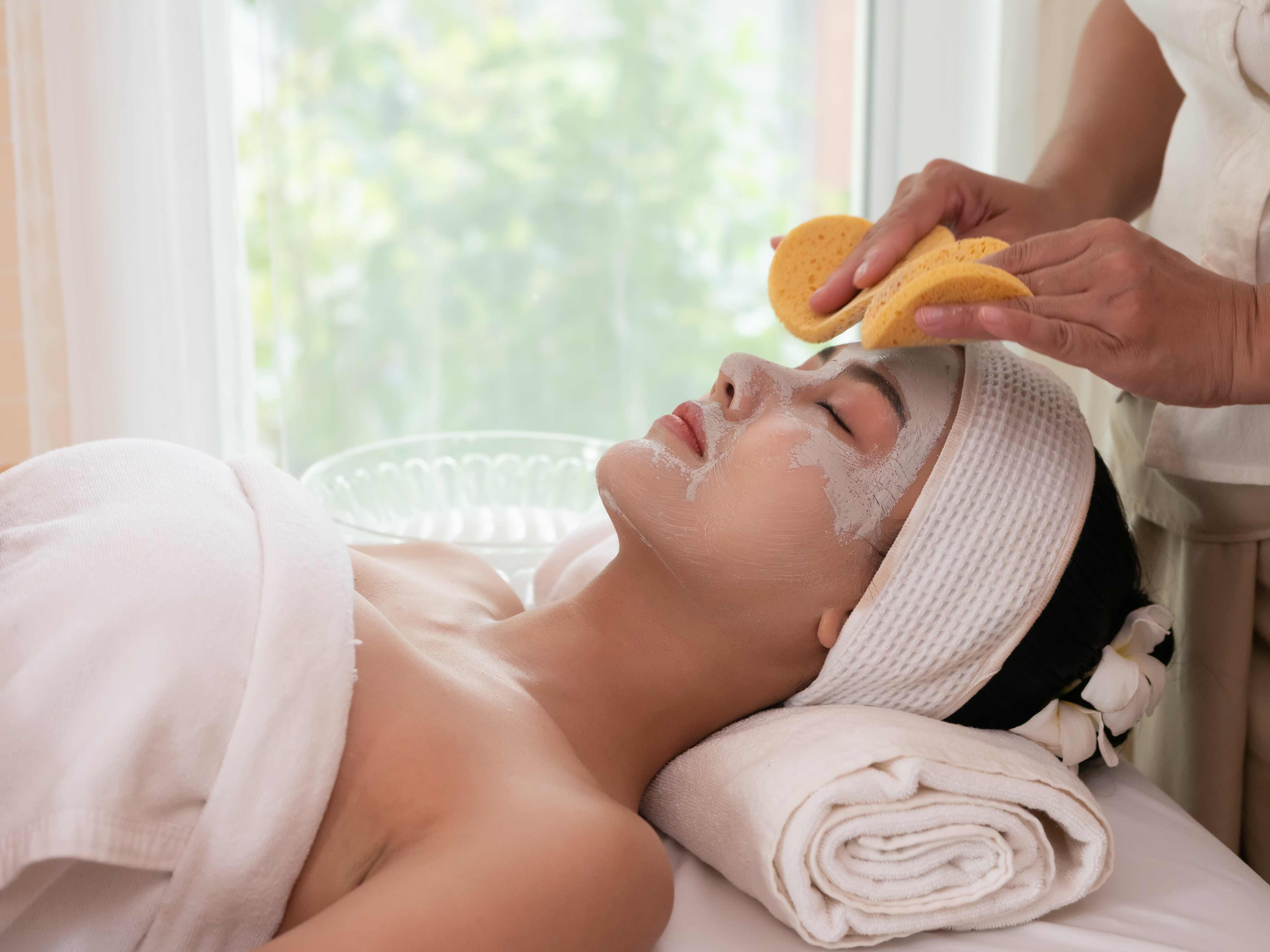 Timexpert C+ Radiance Facial (60 mins)