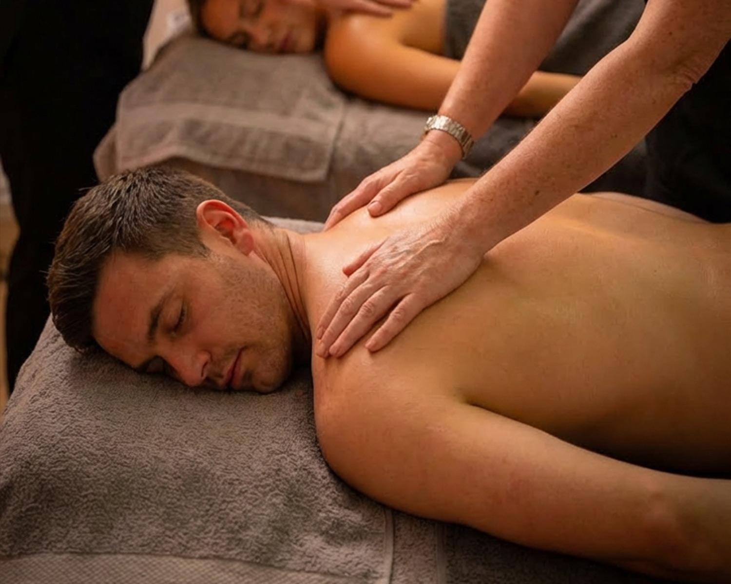 Couples Drift Away 50 Massage