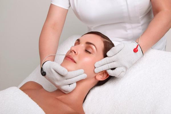 Caci Micro-Touch Facial
