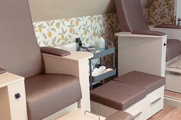 Express Gel Pedicure (File & Polish)