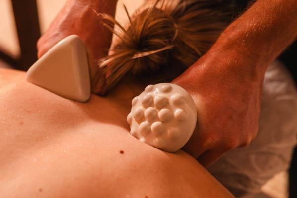 Warm Ceramic Pod Massage