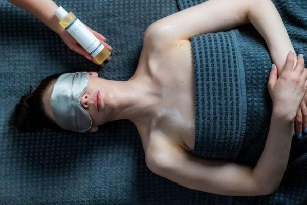 OSKIA Circadian Synching Deep Sleep Treatment