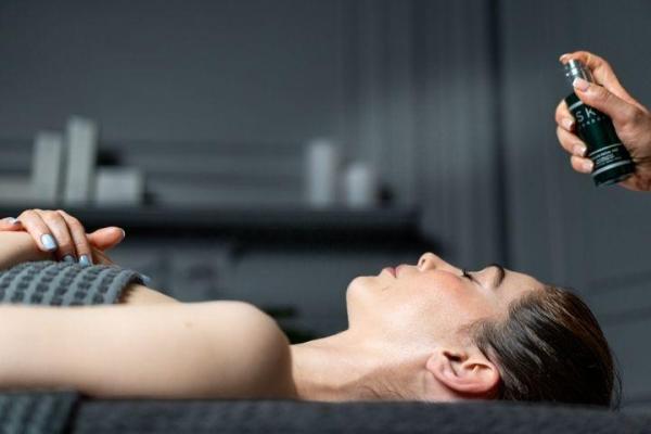 OSKIA Lymphatic Detox Facial