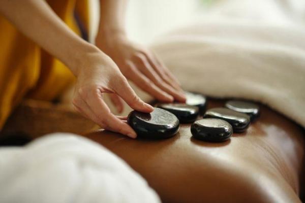 Hot Stones Massage