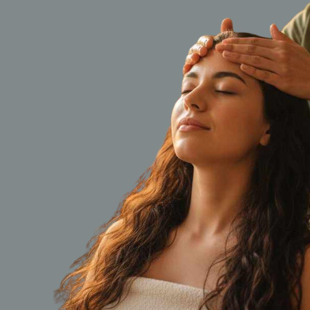Ayurvedic Seated Head Massage (Shiroabhyanga)