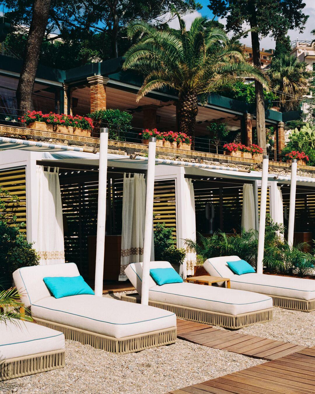 Mazzaro' Retreat Cabana