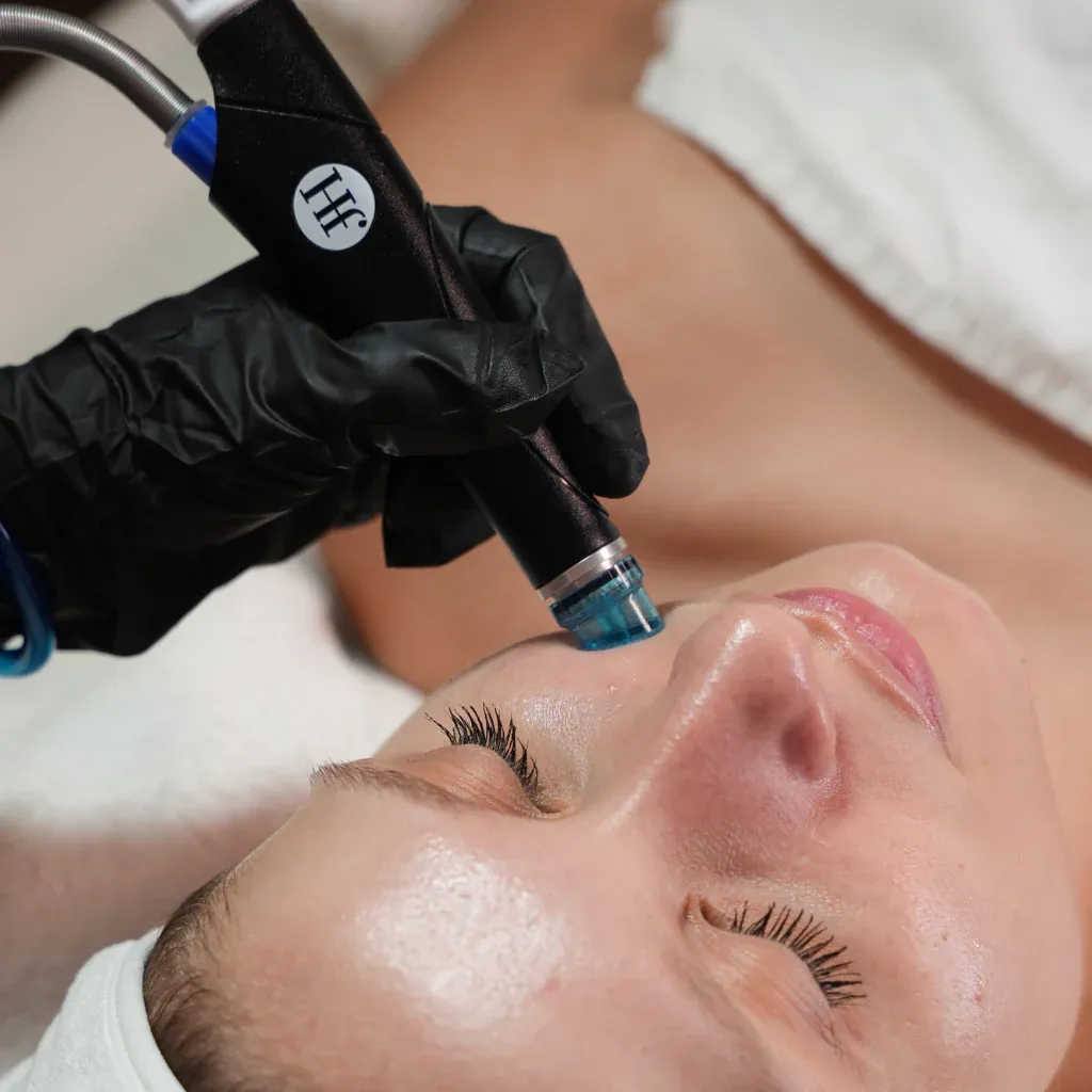 Signature HydraFacial 30 min