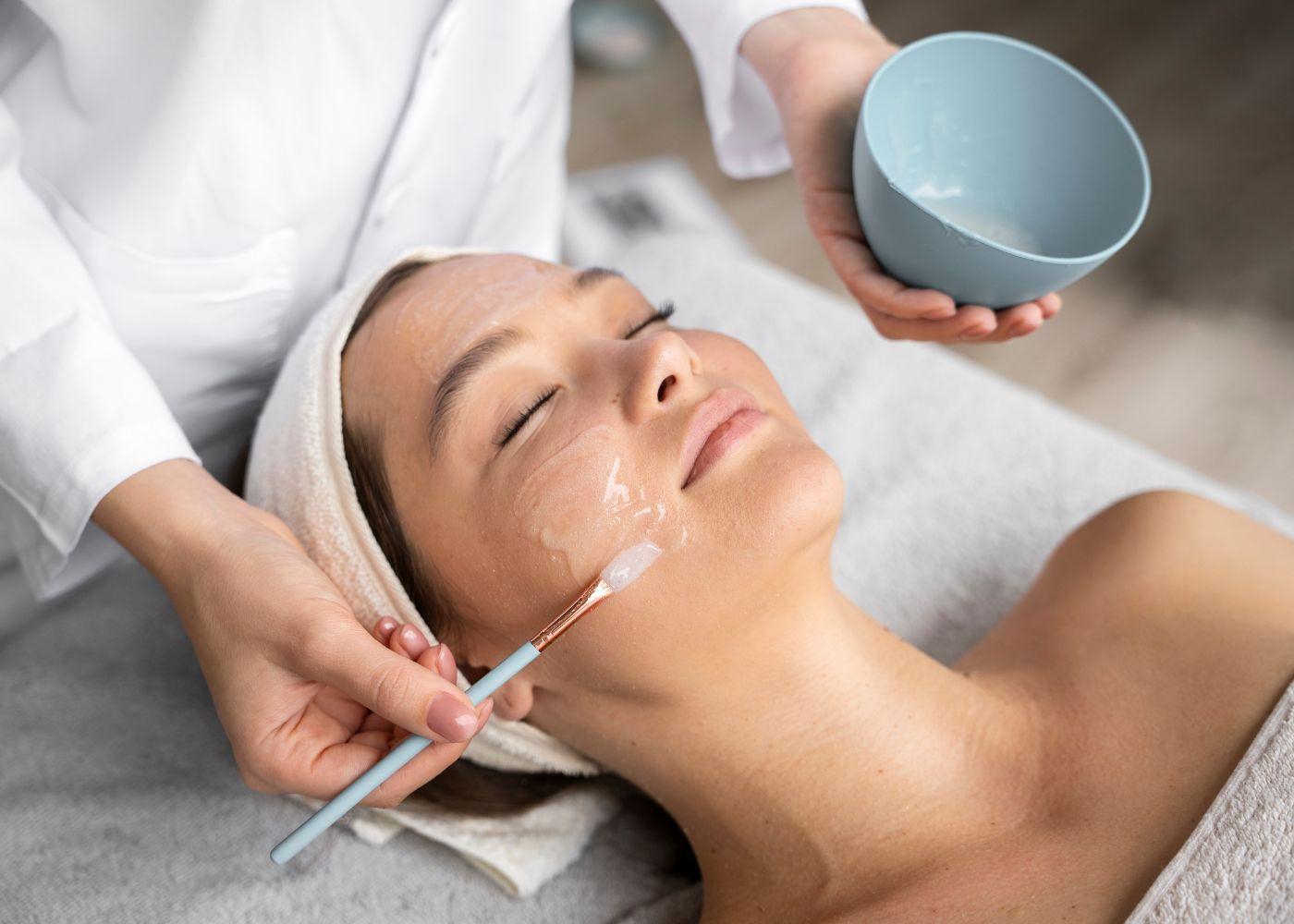 Elemis Renew Facial