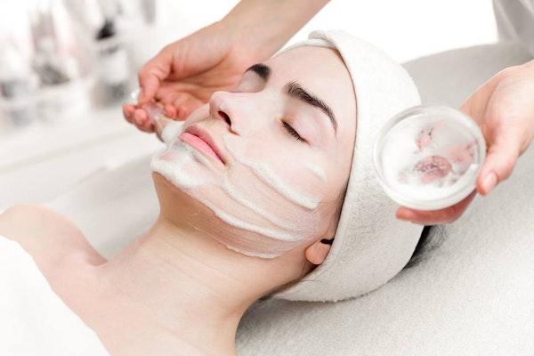 Elemis Reveal Facial