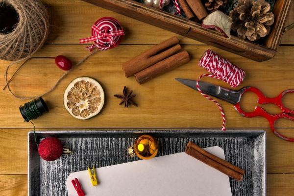 Christmas Card Studio: Create your own Christmas Cards