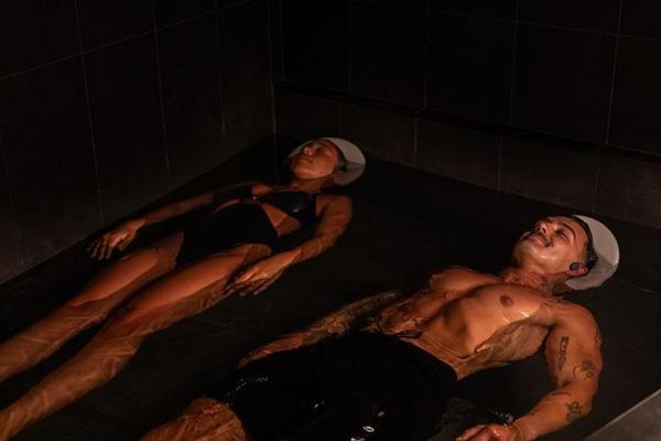 Couples Floatation Cave