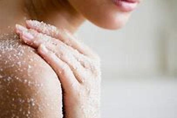 Frangipani Intensely Cleansing Salt Scrub
