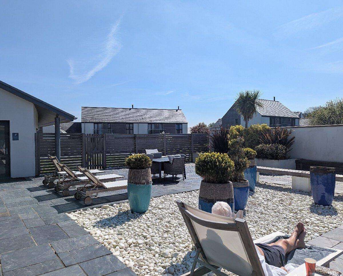 Spring Serenity 14:00-17:00