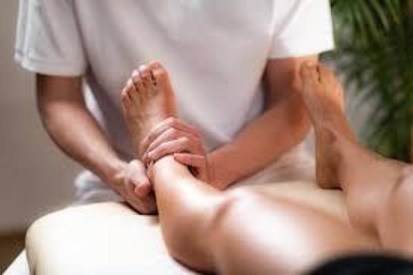 Leg & Foot Massage