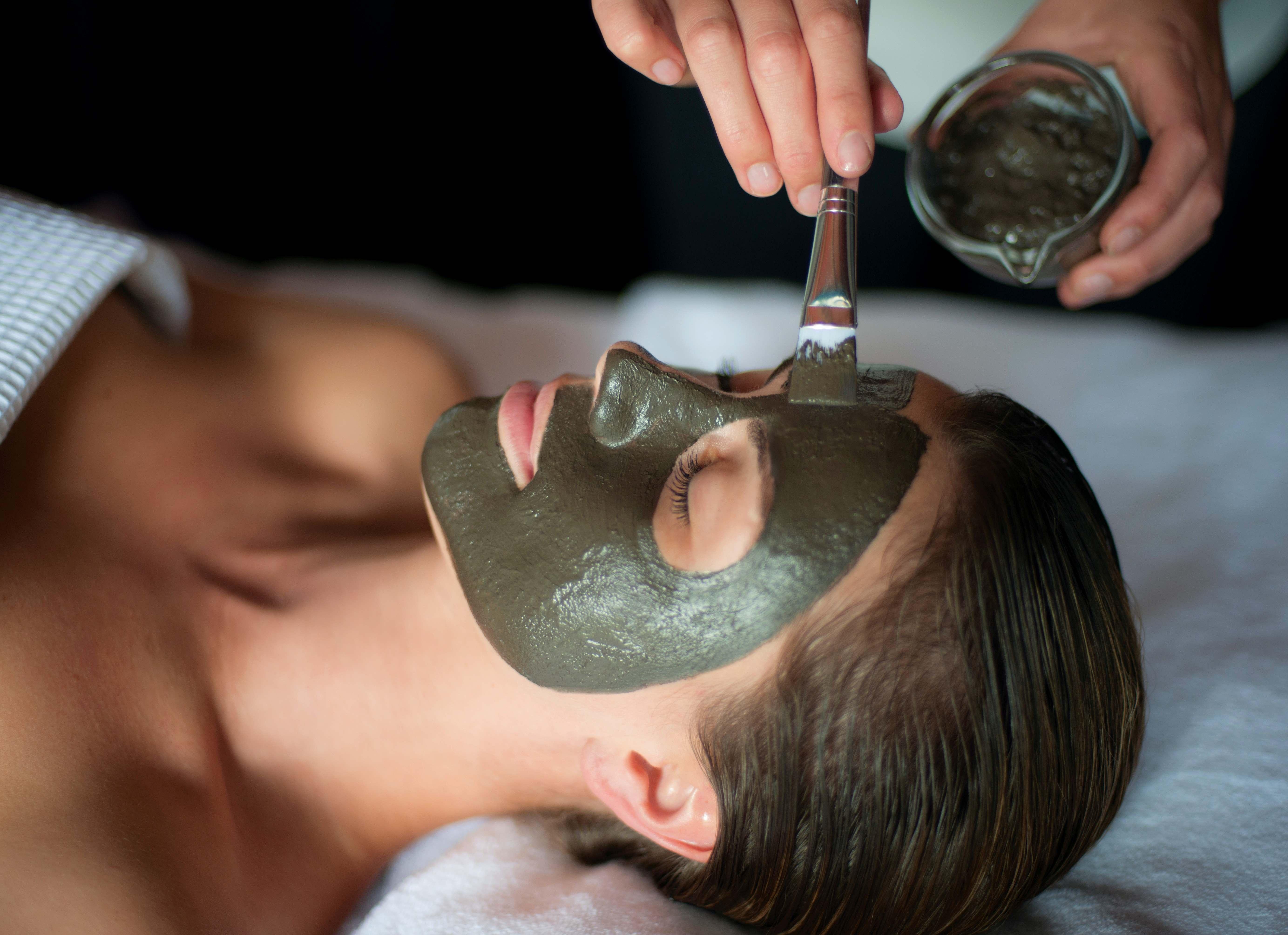 TEMPLE SPA REPOSE FACIAL 75 Minutes