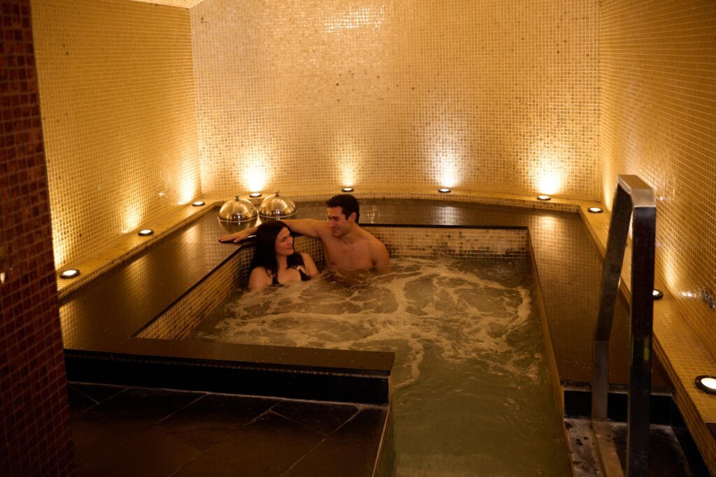 Couple Package | Thai Square Royal Couple
