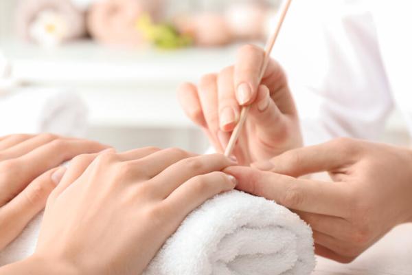 Mii Spa Manicure