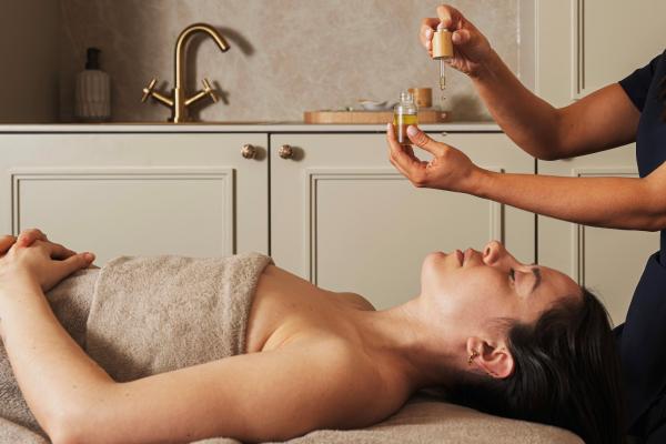 Taster Treatment · 30 min