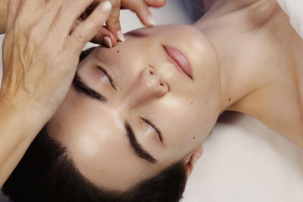 Customised 60 minute Facial