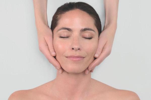 Taster Facial