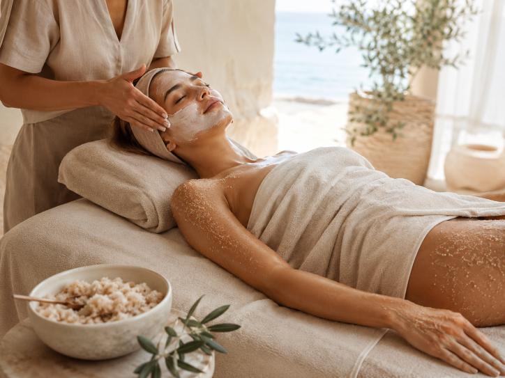 The Coastal Retreat | Hydrate & Soothe Face & Body Experience