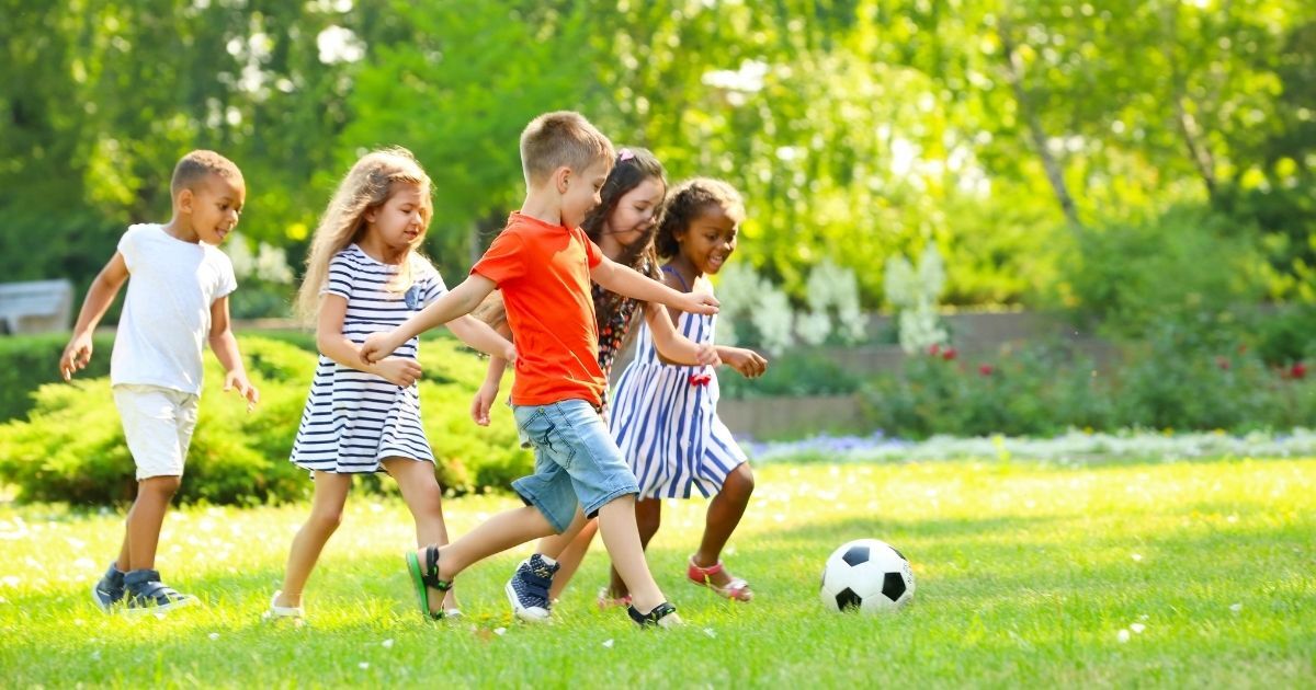 Kids Football & Tactics