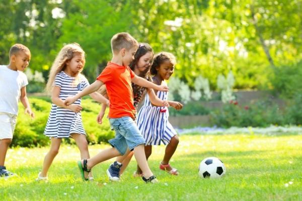Kids Football & Tactics