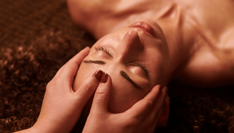 Oskia Purify & Revive Facial