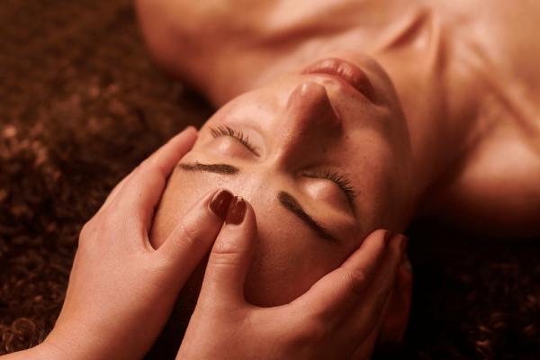 Oskia Purify & Revive Facial