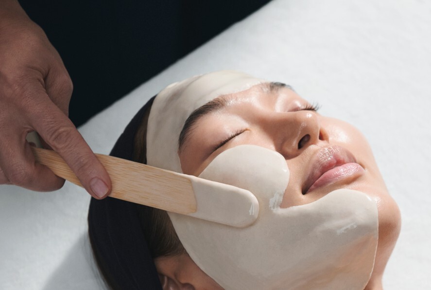 Elemis Expert Touch Reveal Facial -  50 Minutes